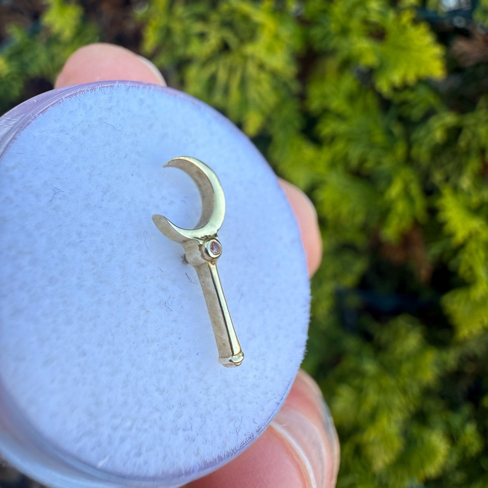 BVLA Sailor Moon Wand - Picture 3 of 3